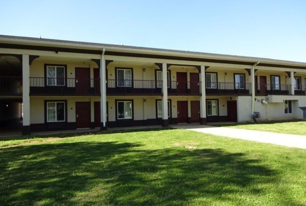 Red Roof Inn & Suites Greenwood, Sc Екстер'єр фото