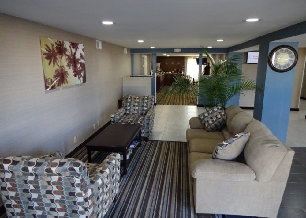 Red Roof Inn & Suites Greenwood, Sc Екстер'єр фото