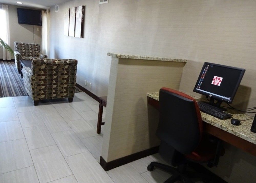Red Roof Inn & Suites Greenwood, Sc Екстер'єр фото